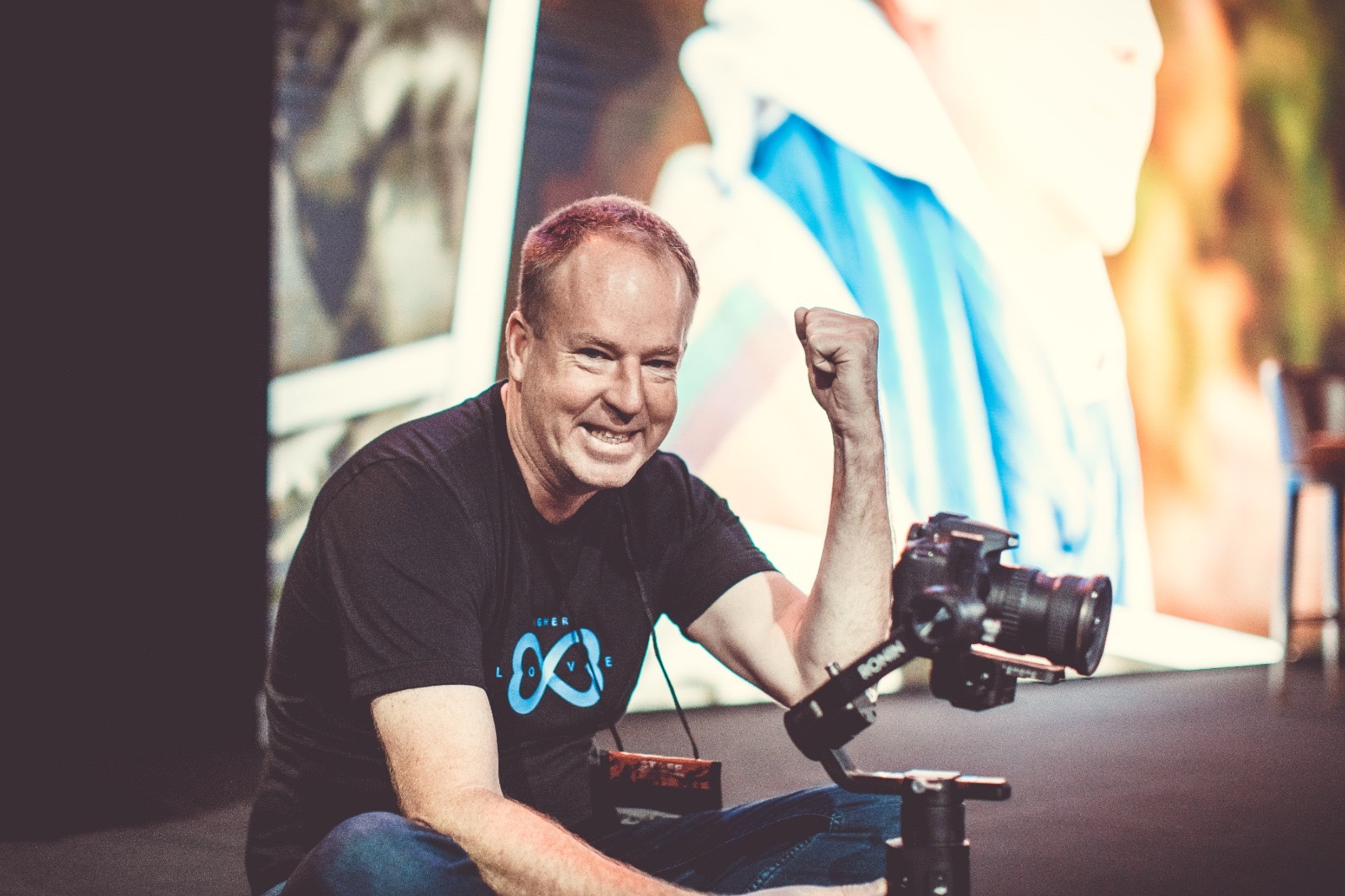 Paul filming on stage in Dubai